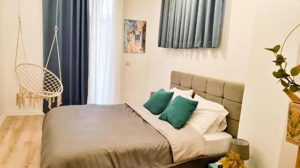 Apartment Comfy Studio Tirana